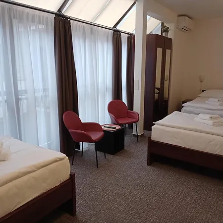 Bed & Breakfast Old House Praga