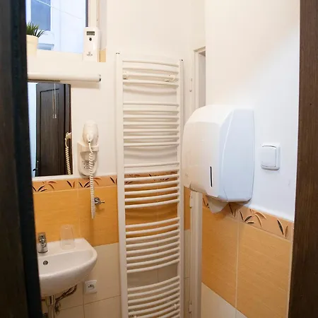 Bed & Breakfast Old House Praga