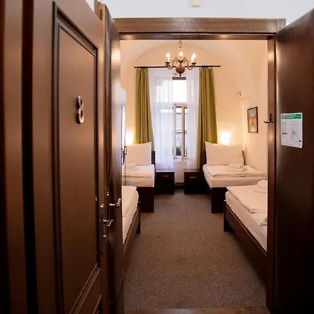 Bed & Breakfast Old House Prague