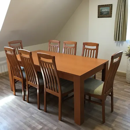 Old House Bed & Breakfast 3*