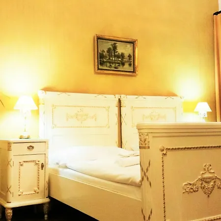 Bed & Breakfast Old House