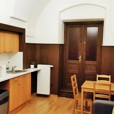 Bed & Breakfast Old House Prag