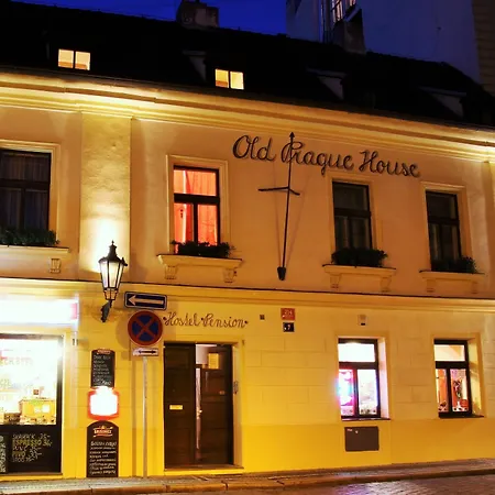 Bed & Breakfast Old House 3*