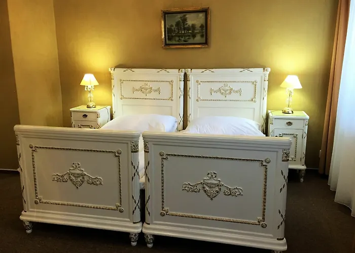 Old House Nocleg ze śniadaniem 3*