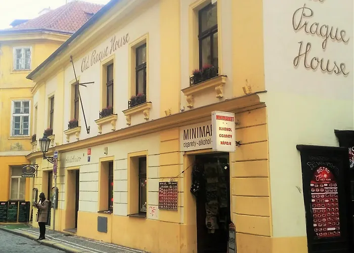 Old House Bed & Breakfast 3*