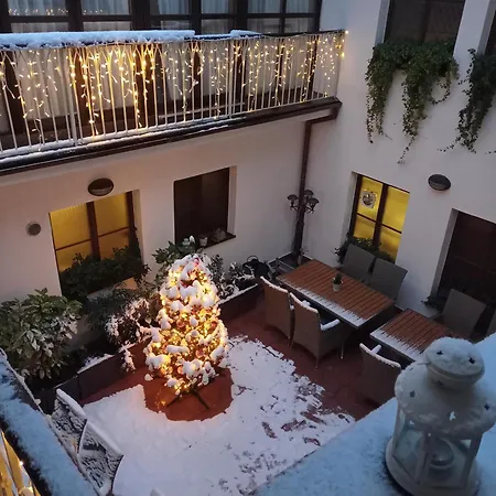 Old House 3*