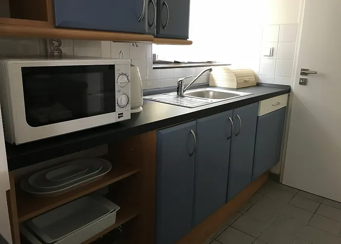 Bed & Breakfast Old House 3*